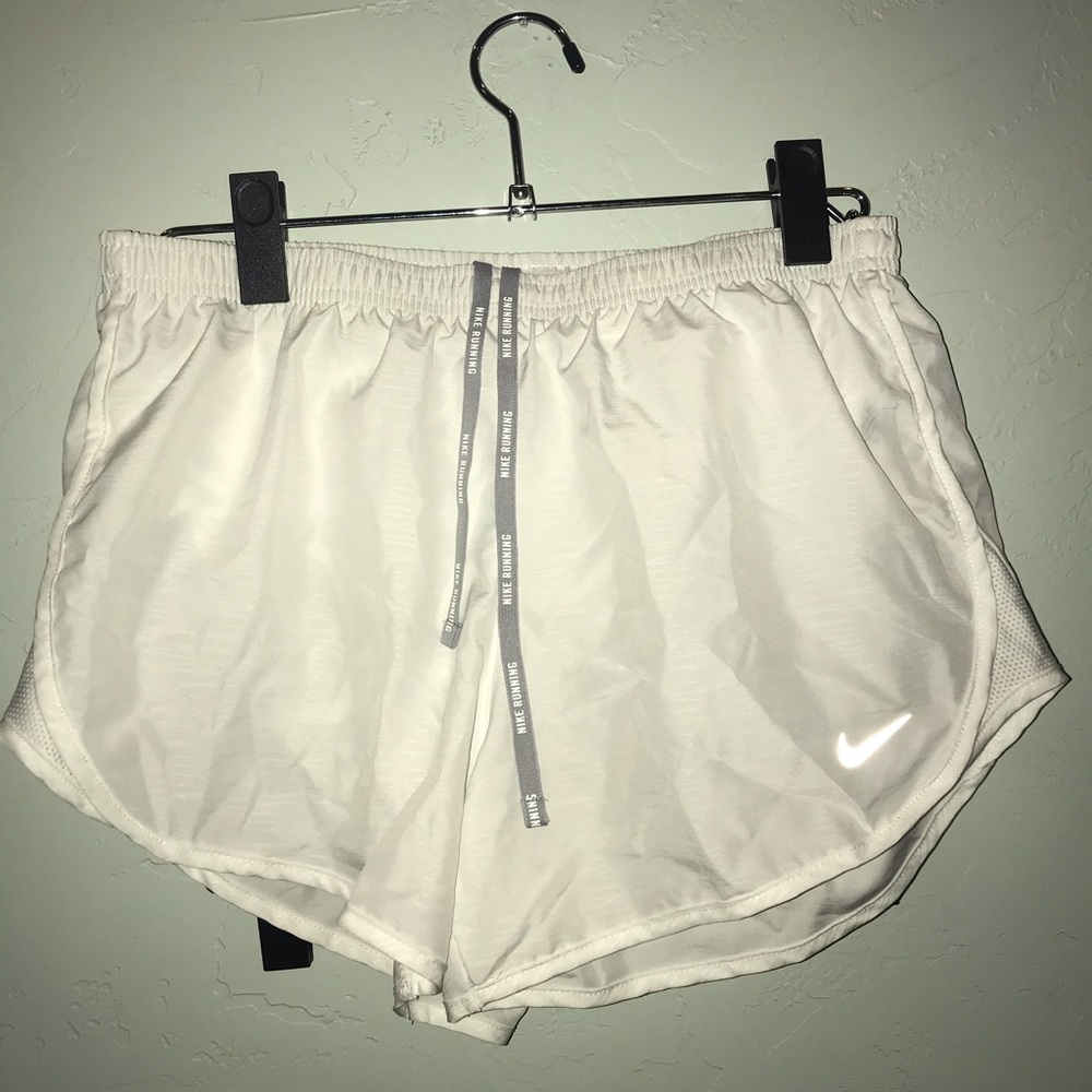 WHITE DRI-FIT NIKE RUNNING SHORTS !!